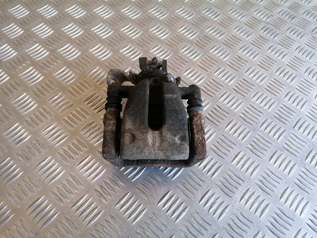 Aizmugurējais labais suports priekš OPEL ZAFIRA 2004 1 Aizmugurējais labais suports priekš OPEL ZAFIRA 2004