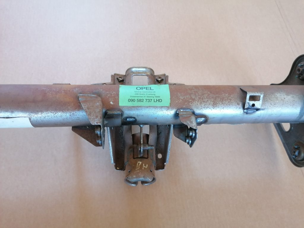 Mērinstrumentu paneļa pastiprinātājs priekš OPEL ZAFIRA 2004 2 Mērinstrumentu paneļa pastiprinātājs priekš OPEL ZAFIRA 2004