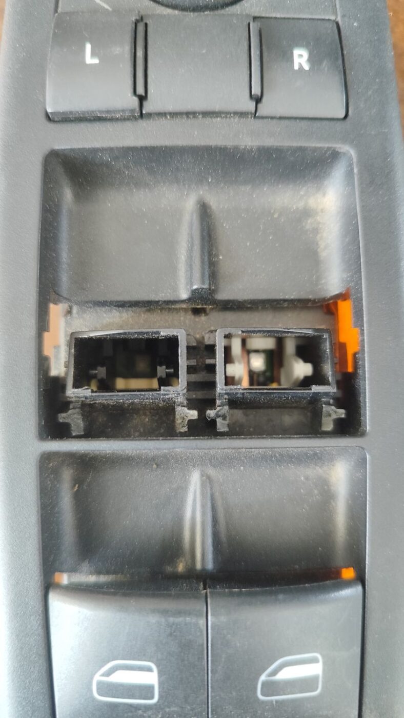 Šofera durvju slēdža pogas priekš DODGE JOURNEY 2008 5 Šofera durvju slēdža pogas priekš DODGE JOURNEY 2008