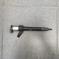 Degvielas smidzinātājs priekš MITSUBISHI ASX 2011