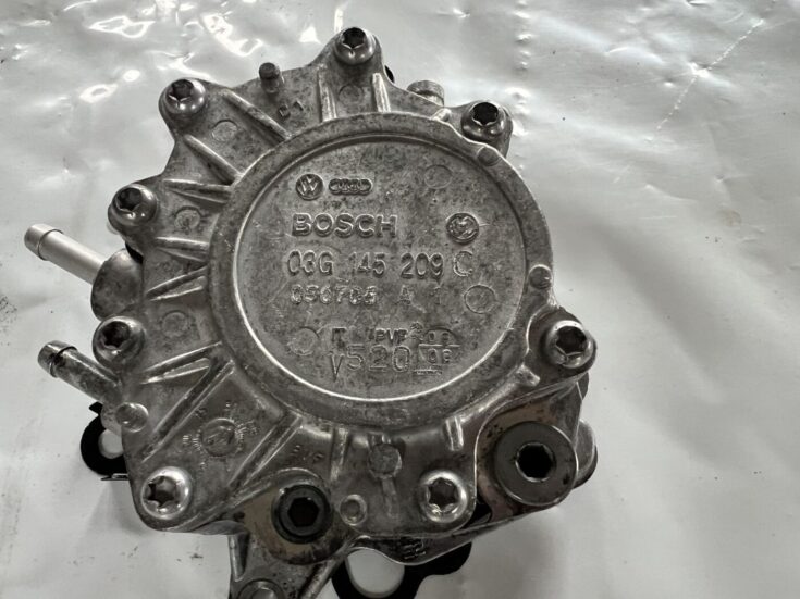 Vakuuma sūknis priekš AUDI A4 2007