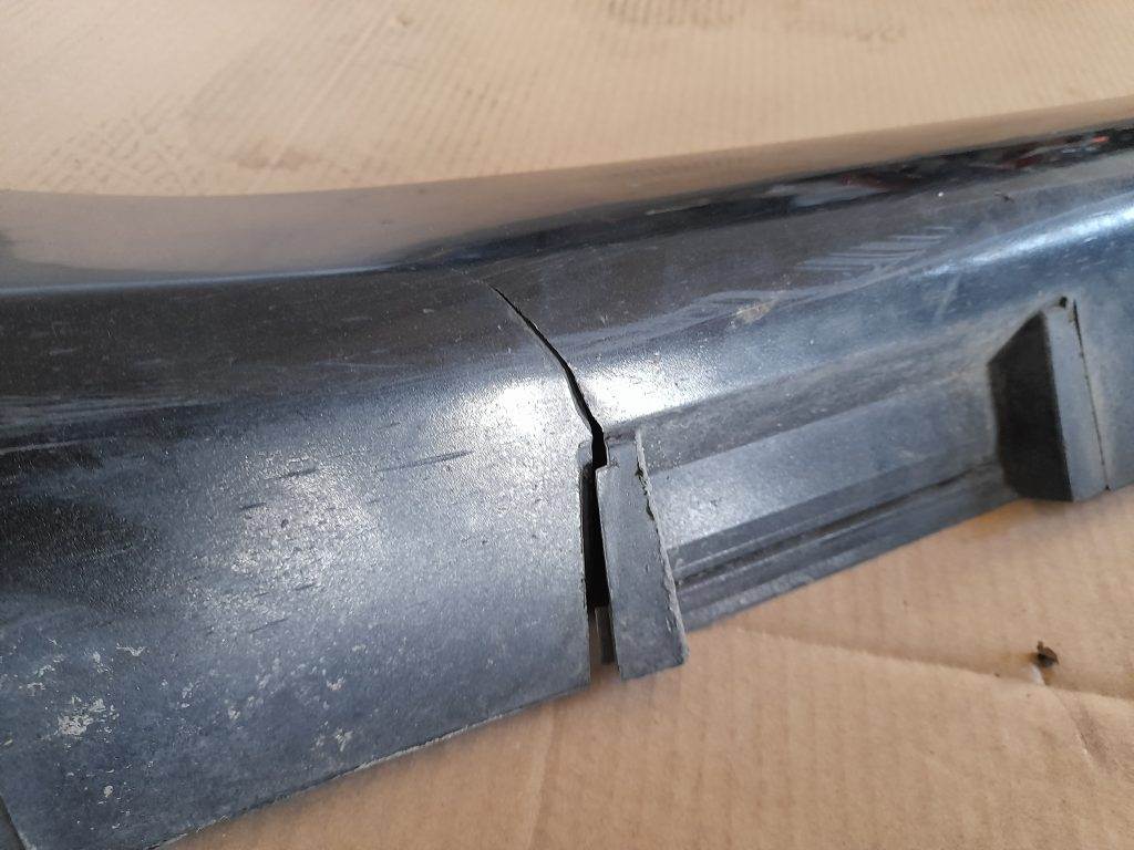 Ārēja sliekšņa laba uzlika priekš MAZDA 6 2008 2 Ārēja sliekšņa laba uzlika priekš MAZDA 6 2008