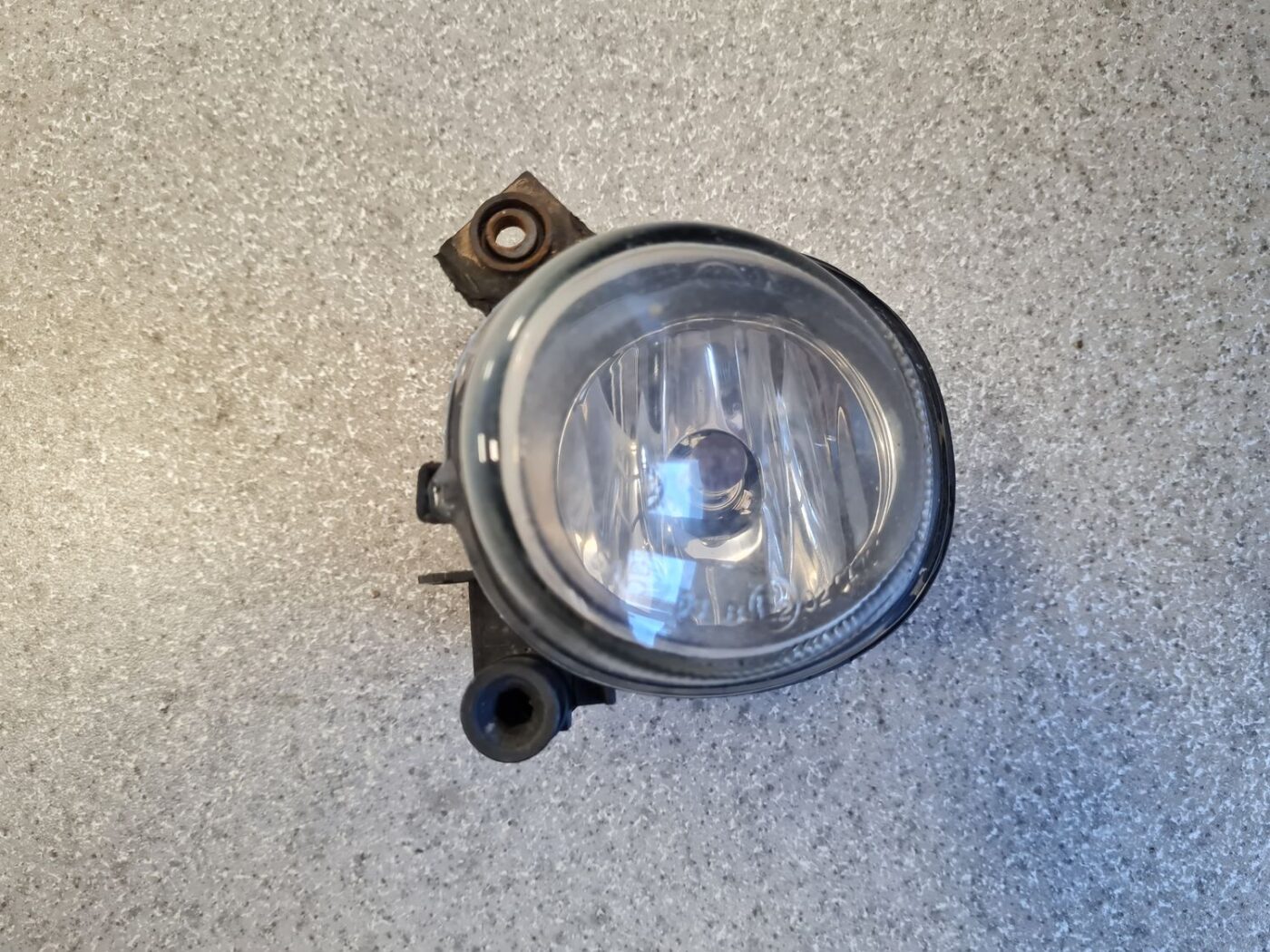 Miglas lukturis priekšā pa kreisi priekš AUDI A4 2008 AVANT 12 Miglas lukturis priekšā pa kreisi priekš AUDI A4 2008 AVANT