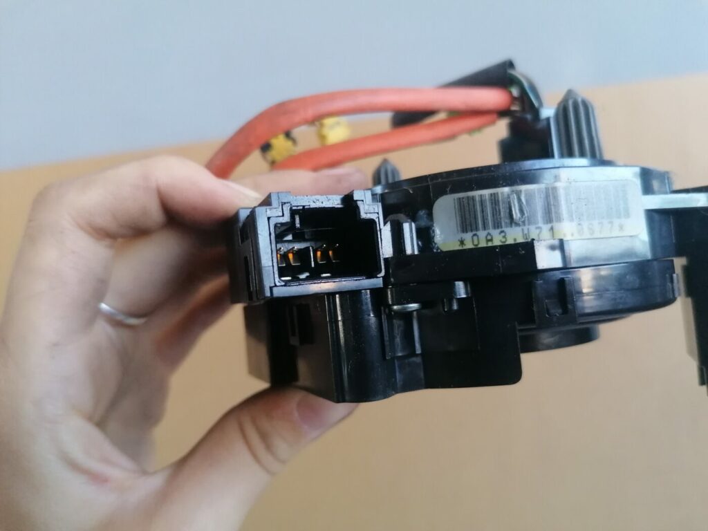 Drošības spilvena slīdgredzens priekš VOLVO C30 2008 SILVER 4 Drošības spilvena slīdgredzens priekš VOLVO C30 2008 SILVER