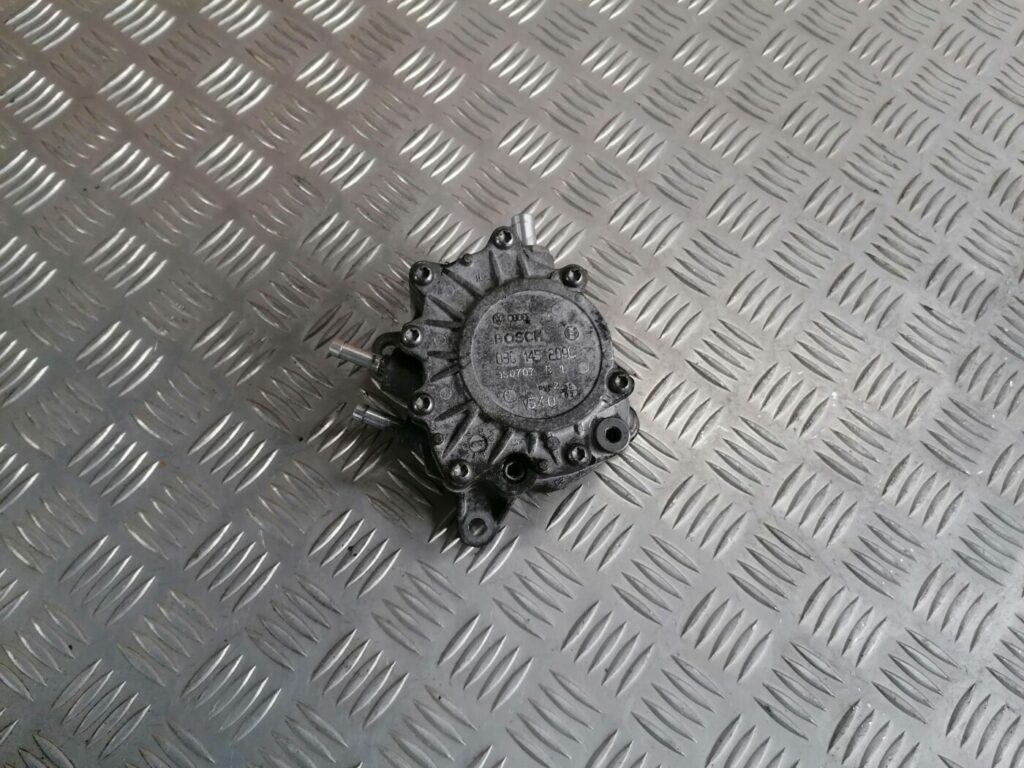 Vakuuma sūknis priekš AUDI A4 2008 AVANT 2 Vakuuma sūknis priekš AUDI A4 2008 AVANT