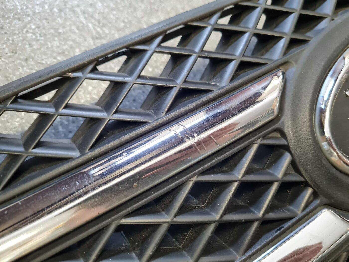 Bufera reste priekš KIA CEED 2007 13 Bufera reste priekš KIA CEED 2007