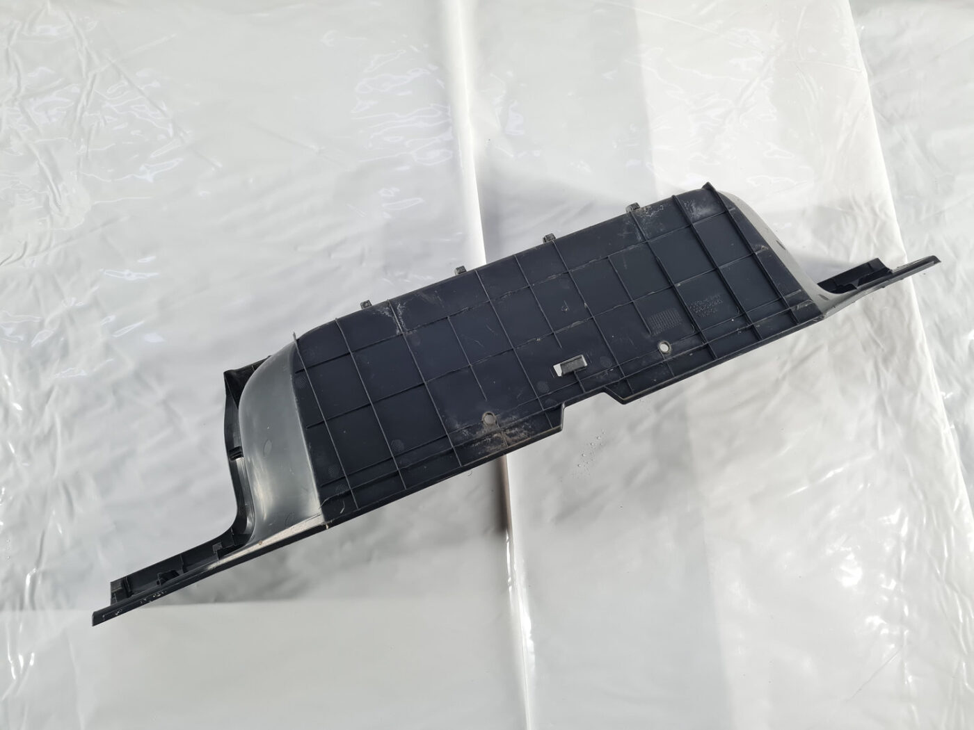 Aizmugurēja bufera uzlika priekš Toyota Hilux 2016- 521590K300 11 Aizmugurēja bufera uzlika priekš Toyota Hilux 2016-  521590K300