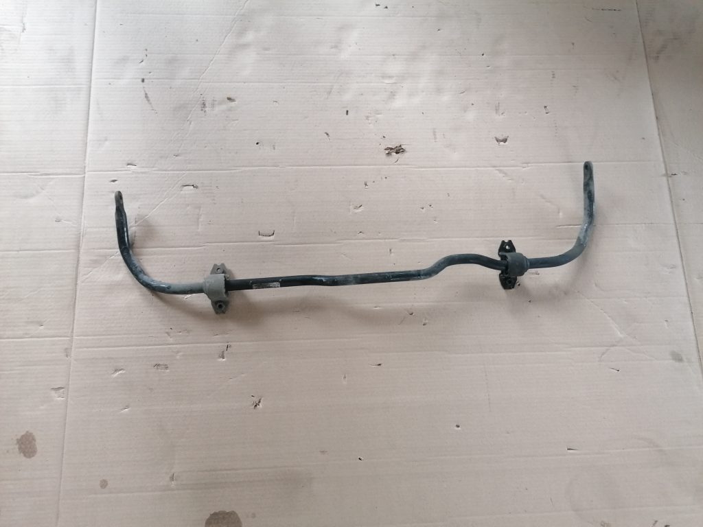 Priekšējais stabilizators priekš VW GOLF VARIANT 2012 1 Priekšējais stabilizators priekš VW GOLF VARIANT 2012