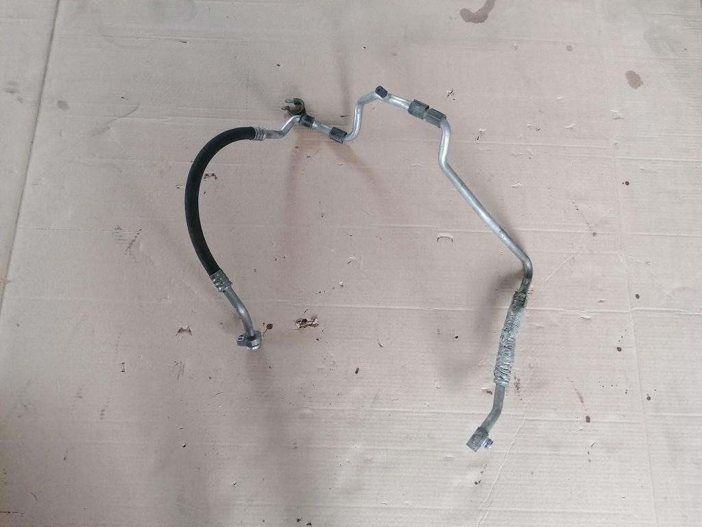 Gaisa kondicioniera galvenā caurule priekš VW GOLF VARIANT 2012 1 Gaisa kondicioniera galvenā caurule priekš VW GOLF VARIANT 2012