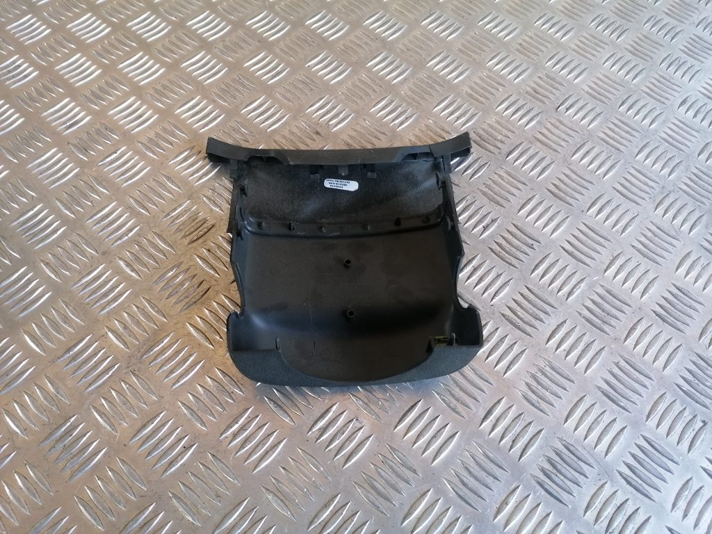 Stūres statnes putekļu aizsargs (salonā) priekš VW GOLF VARIANT 2012 2 Stūres statnes putekļu aizsargs (salonā) priekš VW GOLF VARIANT 2012