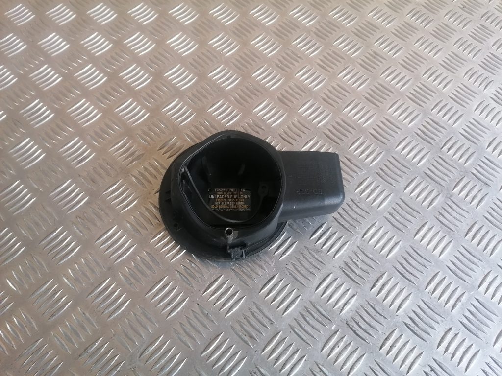 Degvielas tvertnes vāks priekš KIA CEED 2007 2 Degvielas tvertnes vāks priekš KIA CEED 2007