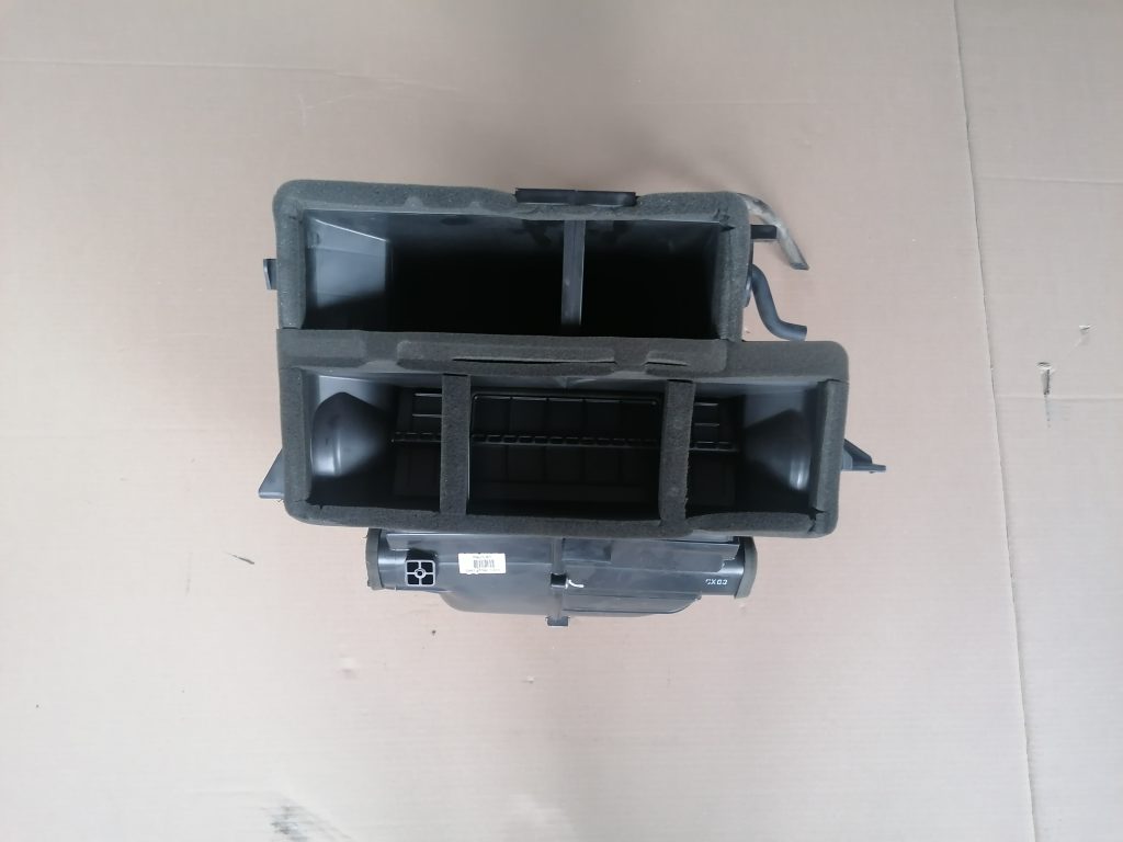 Salona sildītājs priekš KIA CEED 2007 2 Salona sildītājs priekš KIA CEED 2007