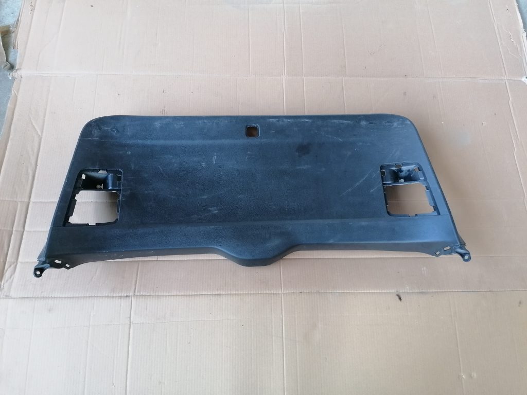 Bagāžnieka vāka liela apdare priekš SUBARU LEGACY 2009 1 Bagāžnieka vāka liela apdare priekš SUBARU LEGACY 2009