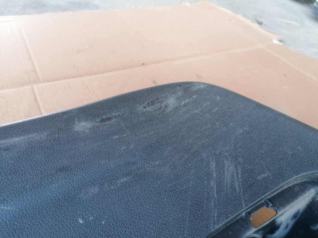 Bagāžnieka vāka liela apdare priekš SUBARU LEGACY 2009 2 Bagāžnieka vāka liela apdare priekš SUBARU LEGACY 2009