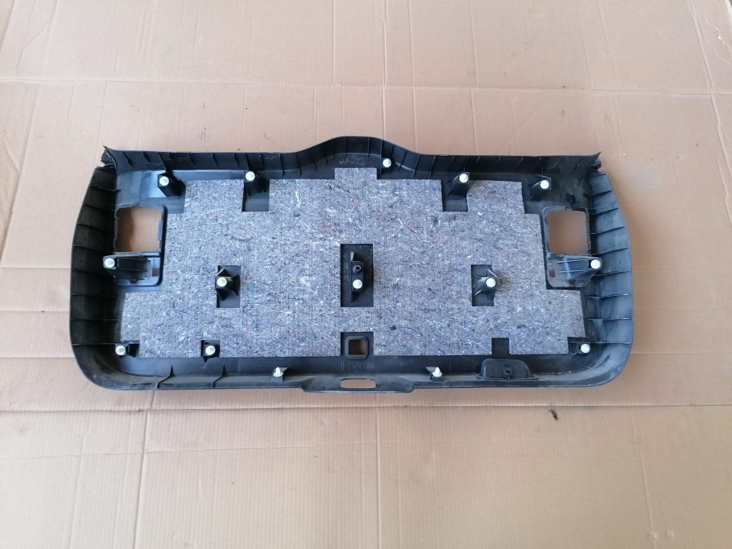 Bagāžnieka vāka liela apdare priekš SUBARU LEGACY 2009 3 Bagāžnieka vāka liela apdare priekš SUBARU LEGACY 2009