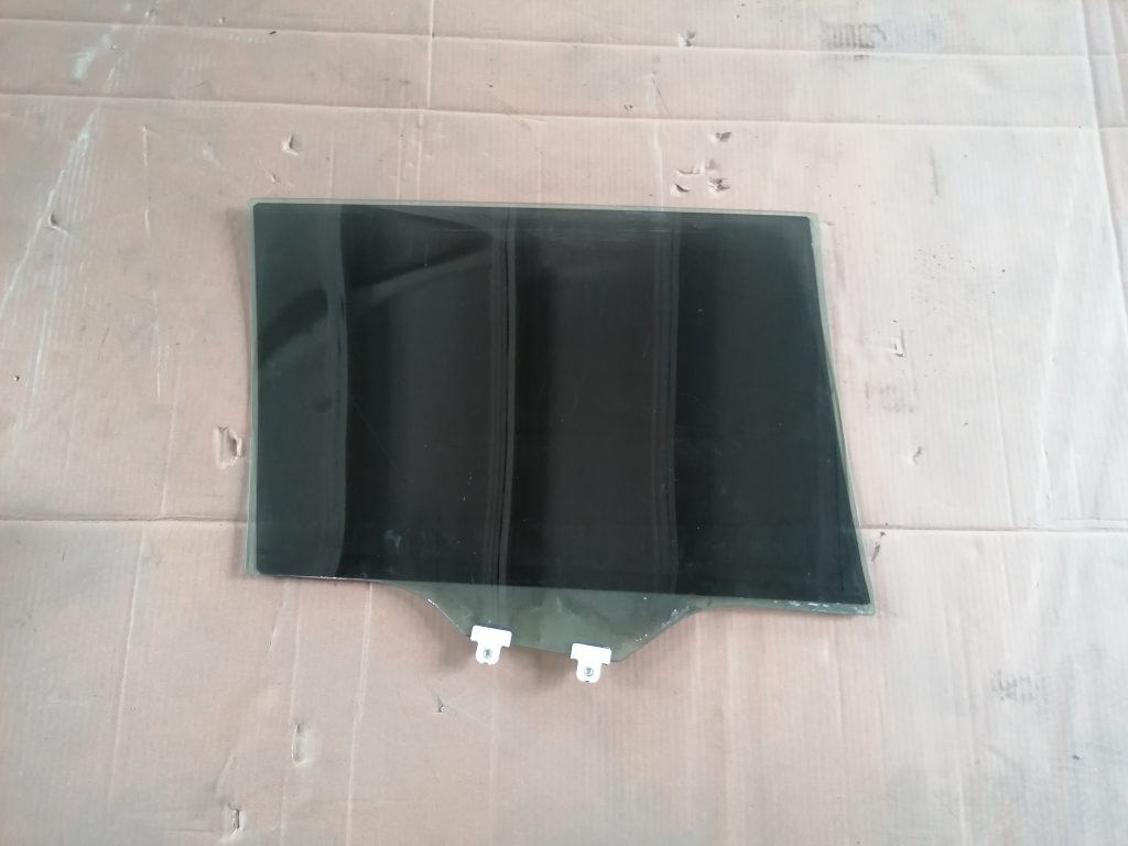 Aizmugurējo kreiso durvju stikls priekš SUBARU LEGACY 2009 1 Aizmugurējo kreiso durvju stikls priekš SUBARU LEGACY 2009