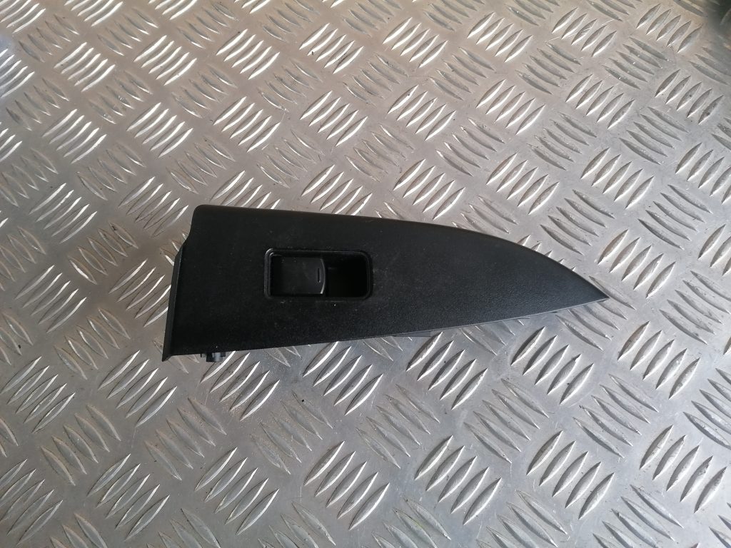 Pasažiera durvju slēdža pogas priekš SUBARU LEGACY 2009 1 Pasažiera durvju slēdža pogas priekš SUBARU LEGACY 2009