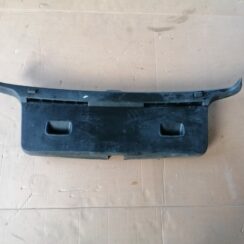 Bagāžnieka vāka liela apdare priekš VW GOLF IV 1999