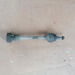 Pusass priekšējā kreisā priekš VW GOLF IV 1999