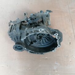 Mehāniska pārnesumkārba priekš VW GOLF IV 1999