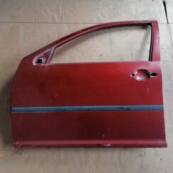 Priekšējās kreisās durvis priekš VW GOLF IV 1999