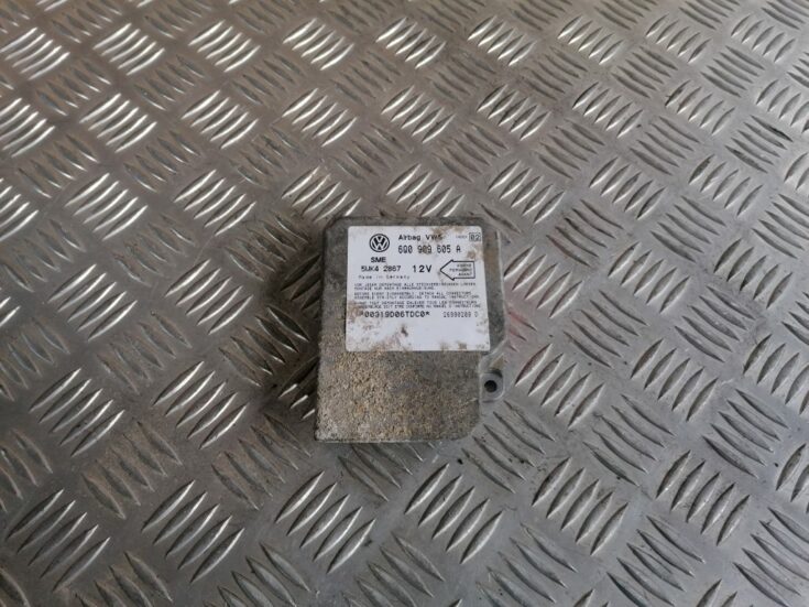 Drošības spilvena vadības bloks priekš VW GOLF IV 1999