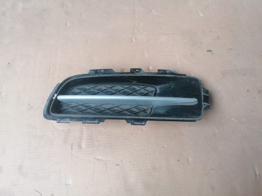 Bufera reste priekš BMW X5 E70 2006-2013 1 Bufera reste priekš BMW X5 E70 2006-2013