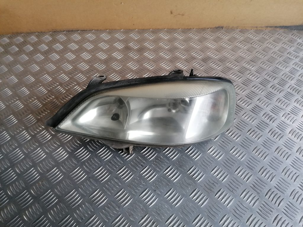 Priekšējais kreisais lukturis priekš OPEL ASTRA 2002 1 Priekšējais kreisais lukturis priekš OPEL ASTRA 2002