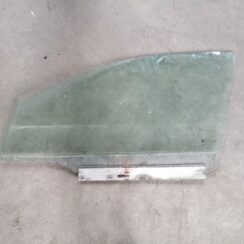 Priekšējo kreiso durvju stikls priekš OPEL ASTRA 2002