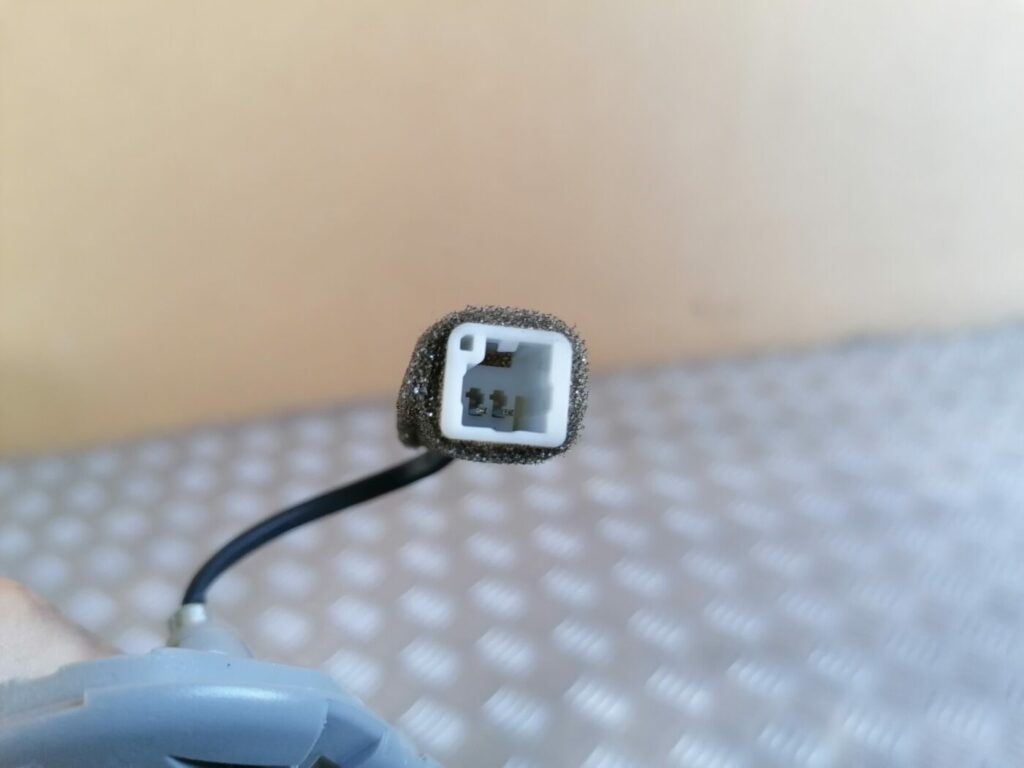 Saules aizsargs priekš TOYOTA AVENSIS 2007 2 Saules aizsargs priekš TOYOTA AVENSIS 2007