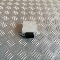 Vējstikla tīrīšanas mehānisma releja priekš TOYOTA AVENSIS 2007