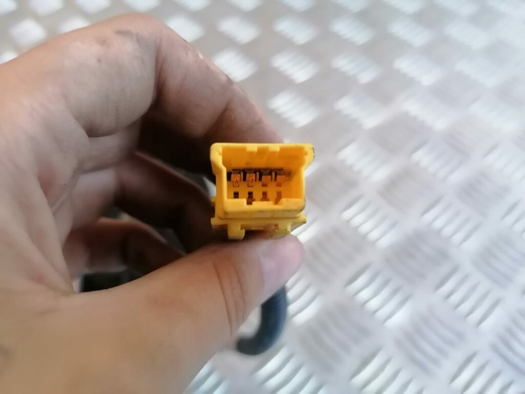 Drošības spilvena slīdgredzens priekš HONDA ACCORD 2007 YR562P 4 Drošības spilvena slīdgredzens priekš HONDA ACCORD 2007 YR562P