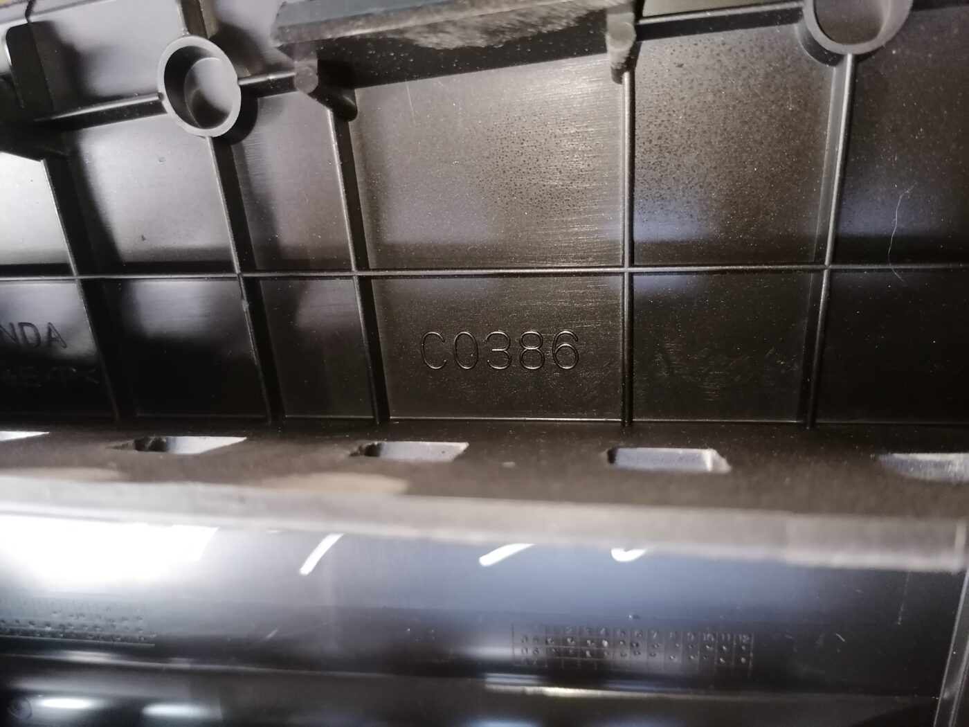 Mērinstrumentu paneļa apdare augšā priekš HONDA ACCORD 2007 YR562P 3 Mērinstrumentu paneļa apdare augšā priekš HONDA ACCORD 2007 YR562P