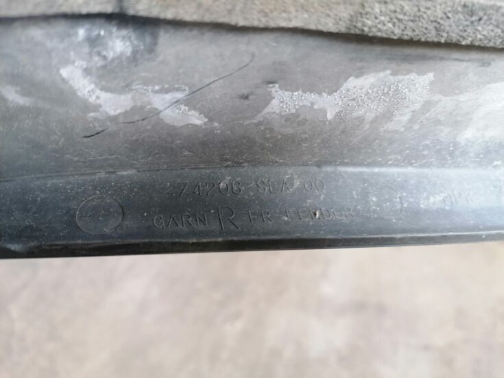 Priekšēja spārna uzlika/moldings priekš HONDA ACCORD 2007 YR562P