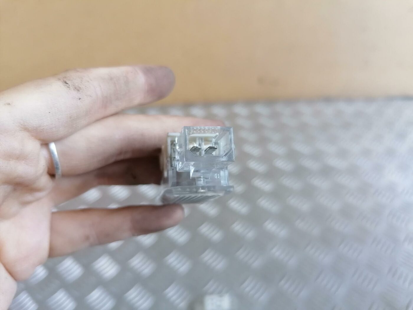 Apgaismojums bagažnieka nodalījuma priekš AUDI A6 2008 2 Apgaismojums bagažnieka nodalījuma priekš AUDI A6 2008