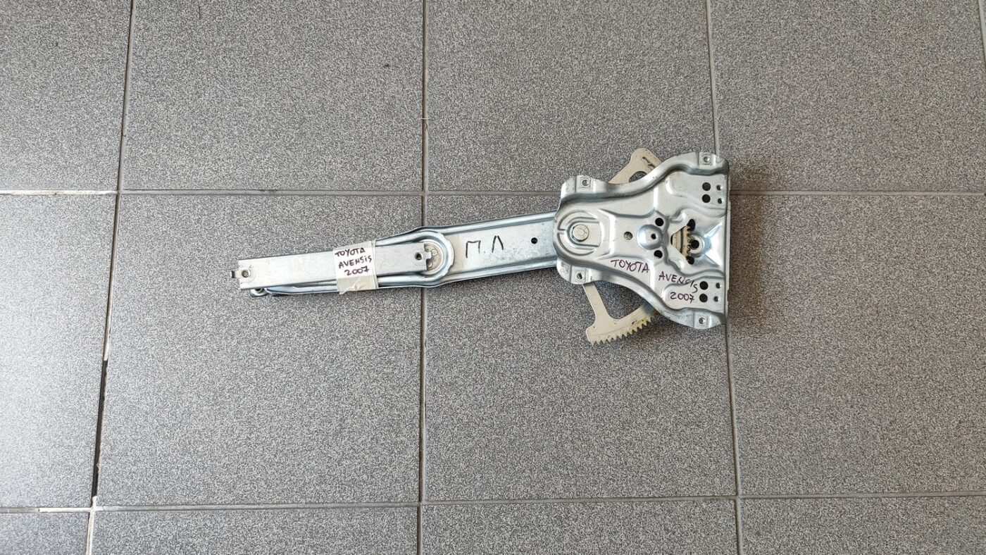 Stikla pacelšanas mehānisms priekšējais labais priekš TOYOTA AVENSIS 2007 1 Stikla pacelšanas mehānisms priekšējais labais priekš TOYOTA AVENSIS 2007