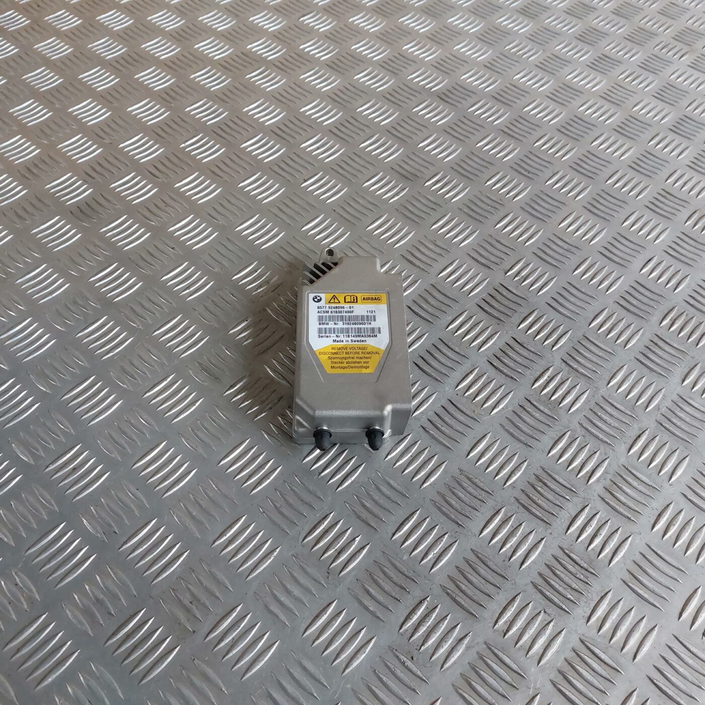 Drošības spilvena vadības bloks priekš BMW 520D F11 2011 TOURING 1 Drošības spilvena vadības bloks priekš BMW 520D F11 2011 TOURING