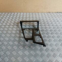 Dekoratīvs rāmis pārnesumu selektoram priekš BMW 520D F11 2011 TOURING