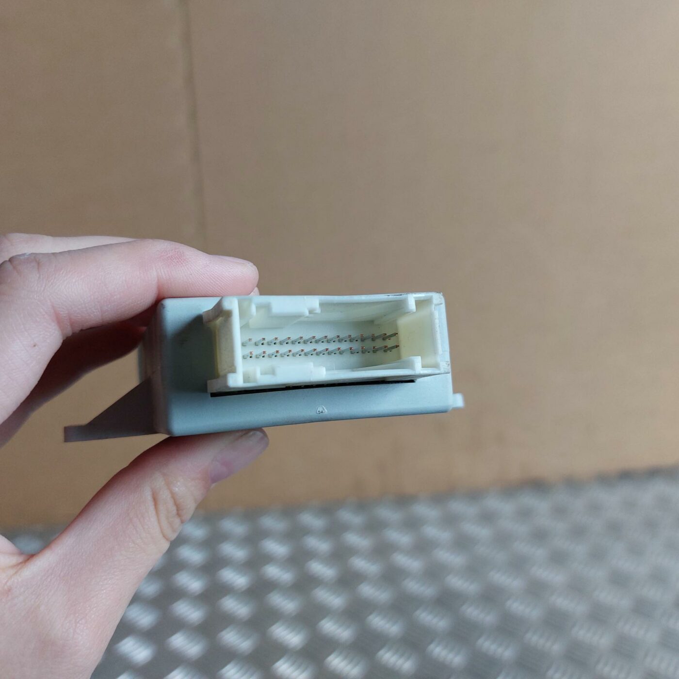 Drošības spilvena vadības bloks priekš BMW 520D F11 2011 TOURING 2 Drošības spilvena vadības bloks priekš BMW 520D F11 2011 TOURING