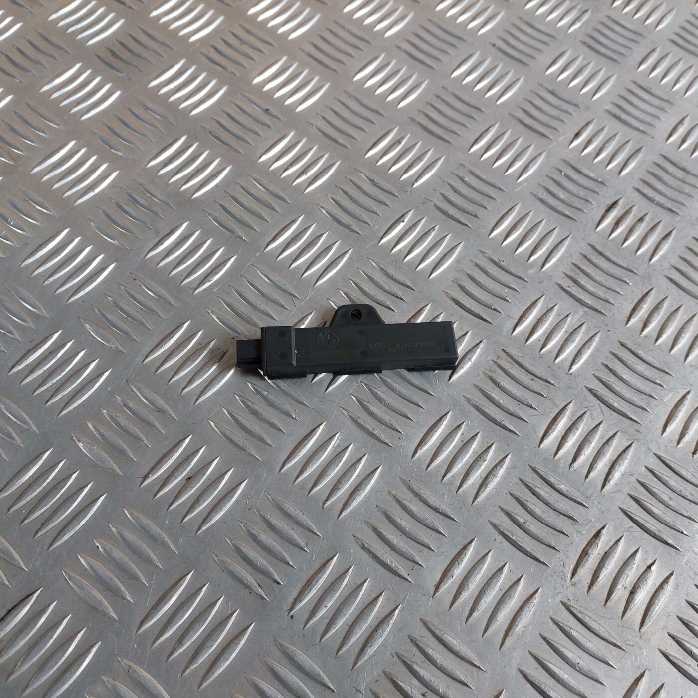 Centrālas atslēgas antena priekš BMW 520D F11 2011 TOURING 1 Centrālas atslēgas antena priekš BMW 520D F11 2011 TOURING