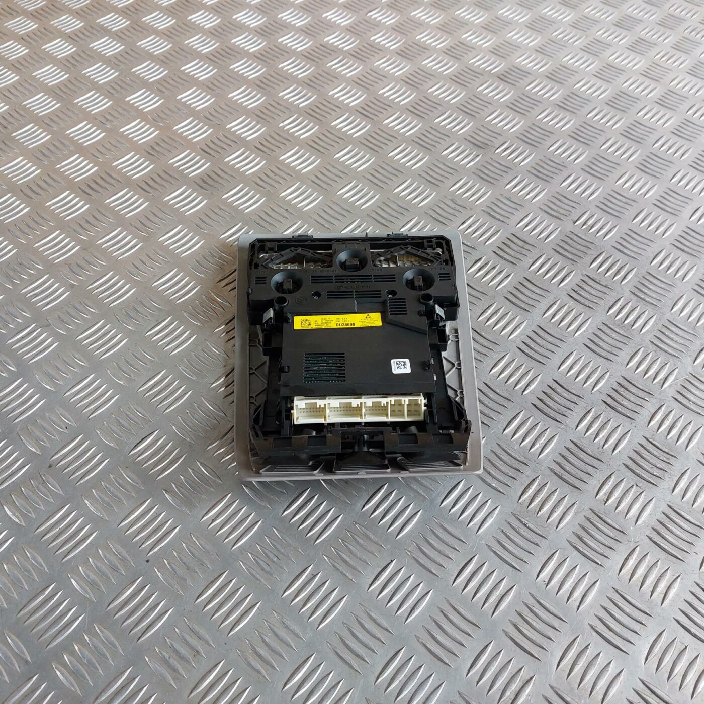 Salona apgaismojuma panelis priekš BMW 520D F11 2011 TOURING 4 Salona apgaismojuma panelis priekš BMW 520D F11 2011 TOURING