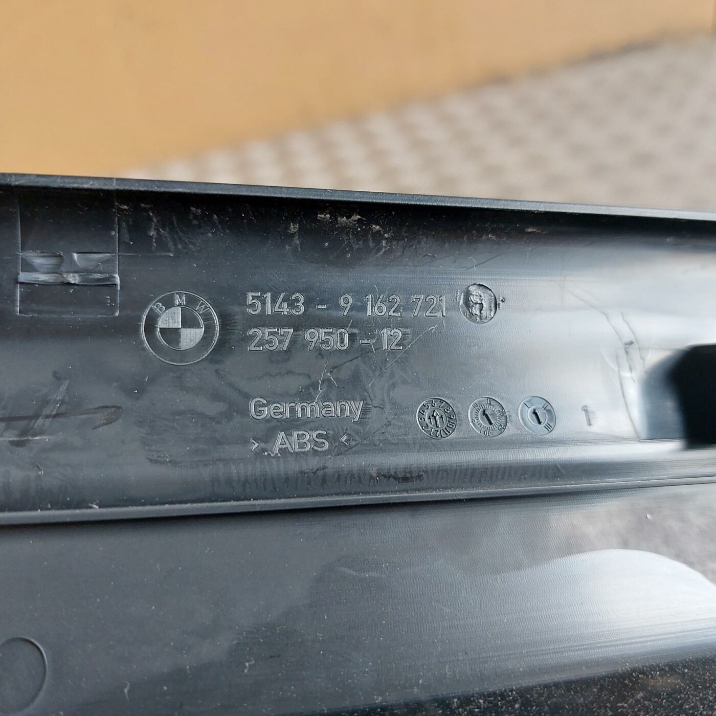 Sliekšņa priekšēja laba uzlika (salonā) priekš BMW 520D F11 2011 TOURING 3 Sliekšņa priekšēja laba uzlika (salonā) priekš BMW 520D F11 2011 TOURING