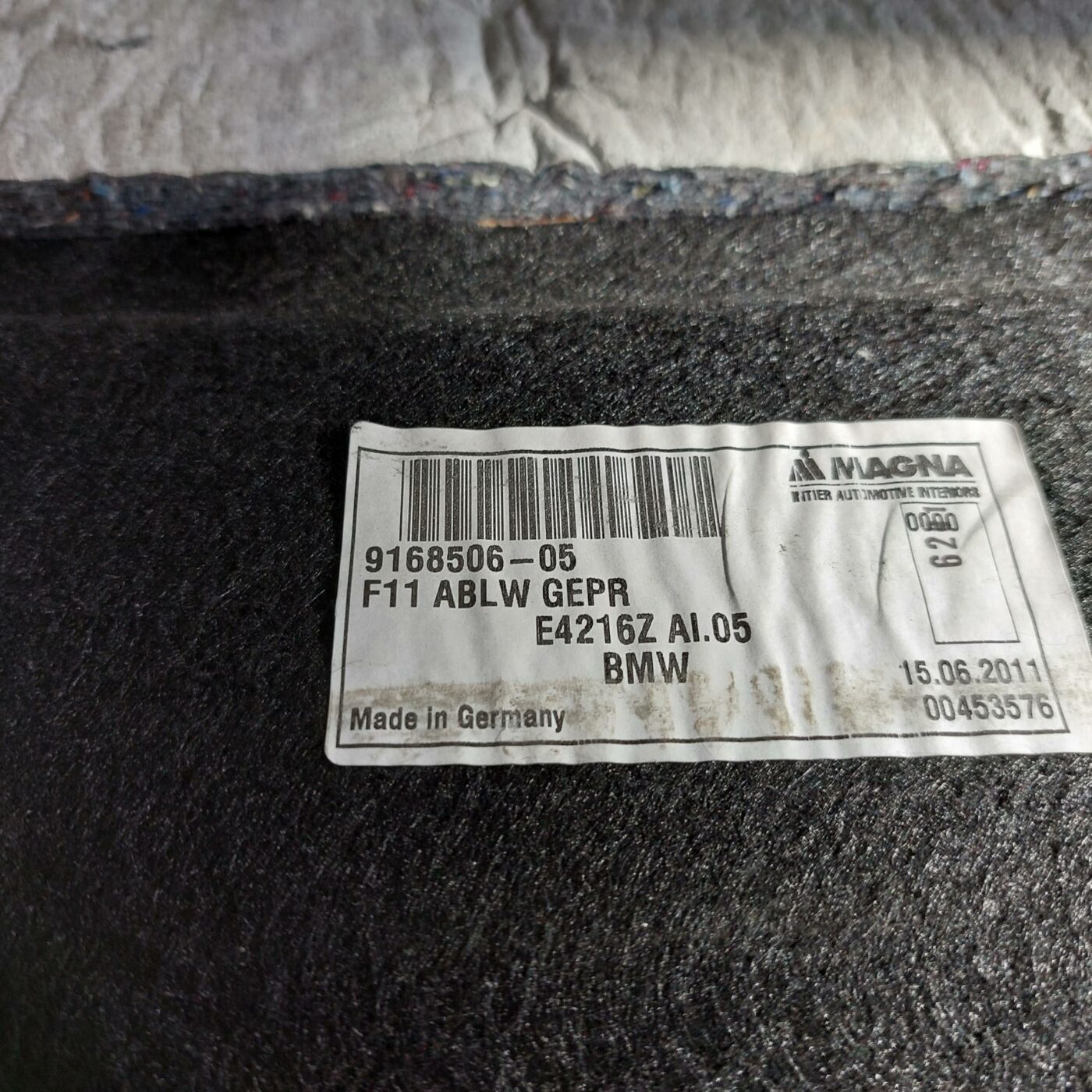 Bagāžnieka nodalījuma instrumentu ieliktnis priekš BMW 520D F11 2011 TOURING 3 Bagāžnieka nodalījuma instrumentu ieliktnis priekš BMW 520D F11 2011 TOURING