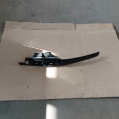 Mērinstrumentu paneļa gaisa vads, centrā priekš BMW 520D F11 2011 TOURING