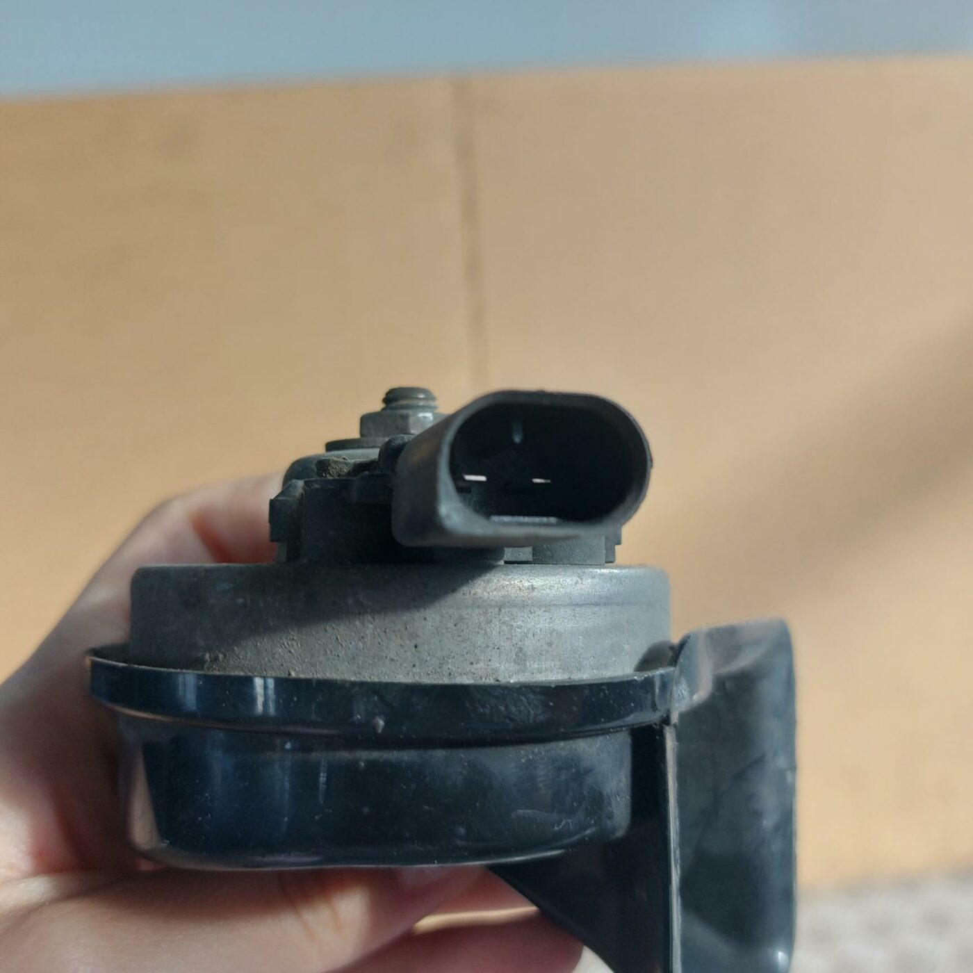 Skaņas signāls priekš BMW 520D F11 2011 TOURING 2 Skaņas signāls priekš BMW 520D F11 2011 TOURING