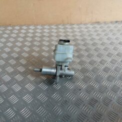 Bremžu pastiprinātāja galvenais cilindrs priekš BMW 520D F11 2011 TOURING