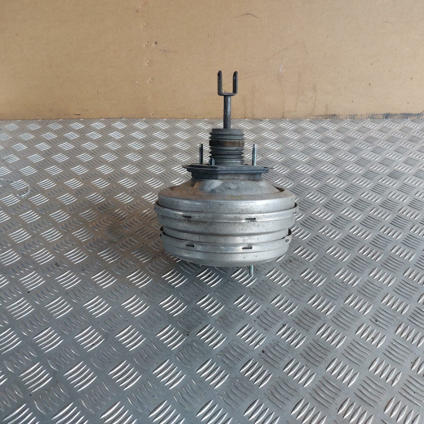 Vakuuma bremžu pastiprinātājs priekš BMW 520D F11 2011 TOURING 2 Vakuuma bremžu pastiprinātājs priekš BMW 520D F11 2011 TOURING