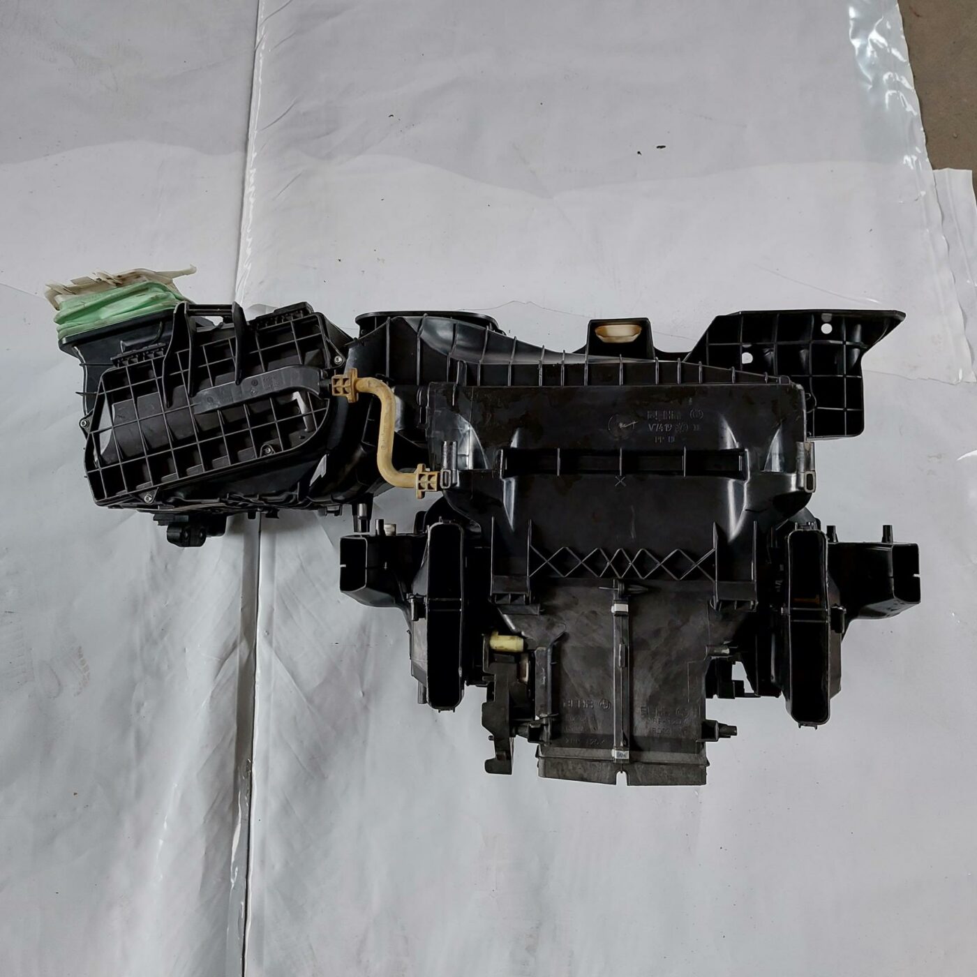 Salona sildītājs priekš BMW 520D F11 2011 TOURING 5 Salona sildītājs priekš BMW 520D F11 2011 TOURING