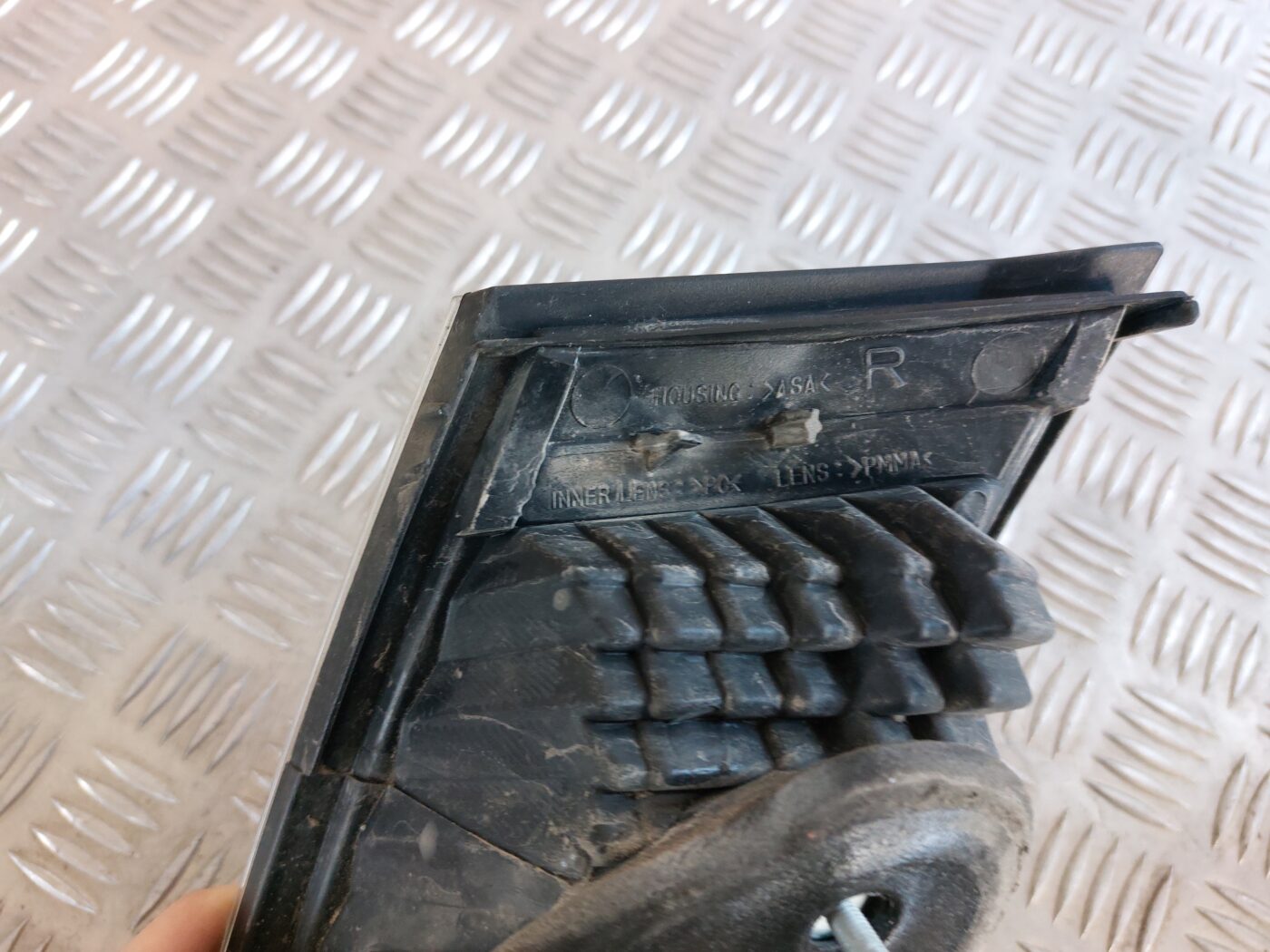 Bagāžnieka vāka labais lukturis priekš HONDA CIVIC 2006 3 Bagāžnieka vāka labais lukturis priekš HONDA CIVIC 2006