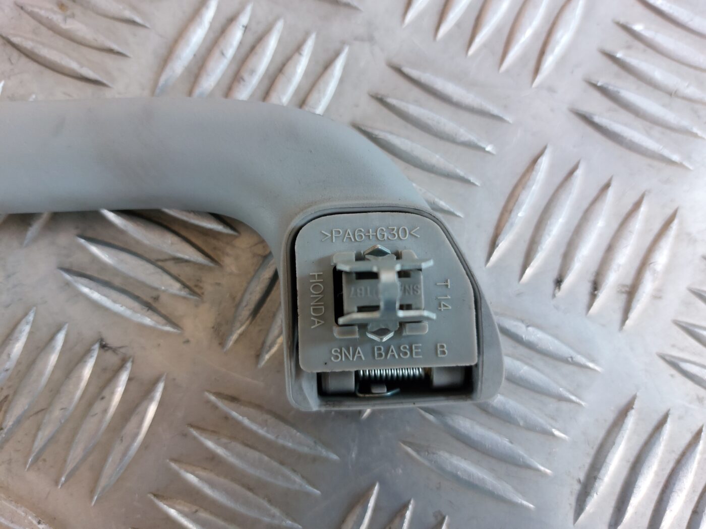 Salona rokturis griestos priekš HONDA CIVIC 2006 2 Salona rokturis griestos priekš HONDA CIVIC 2006